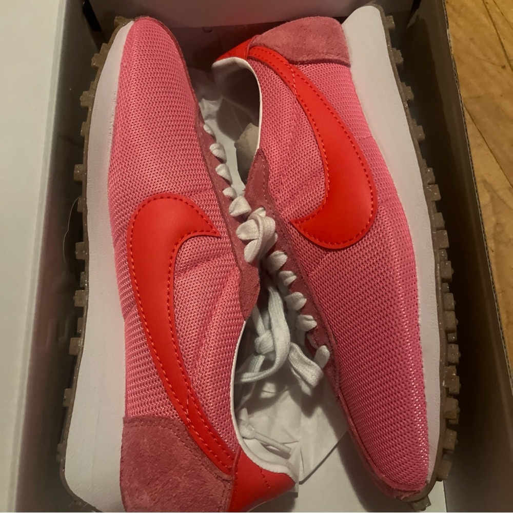 Nike Women's LD-1000 sneakers in pinksicle and picante BNIB size 7 women’s